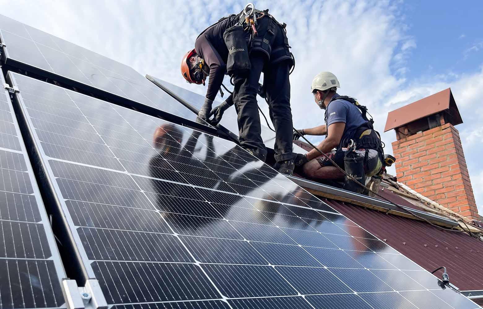 Voorrece: Expert Solar Panel Installation for a Brighter Home